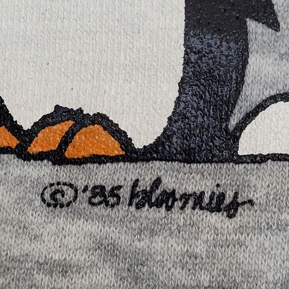 Vintage 1985 Penguin Sweatshirt Womens Medium 19x21 Gray - Picture 3 of 13